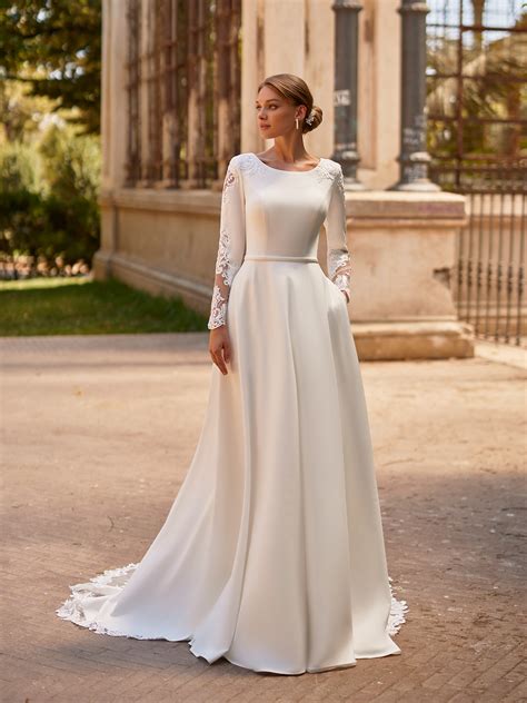 Best Pretty Wedding Dresses with Sleeves